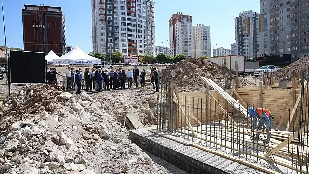Talas'ta yeni Aile Sağlığı Merkezi'ne ilk harç kondu
