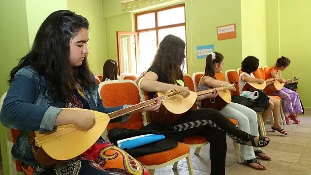 Talas'tan çocuklara sanatsal destek
