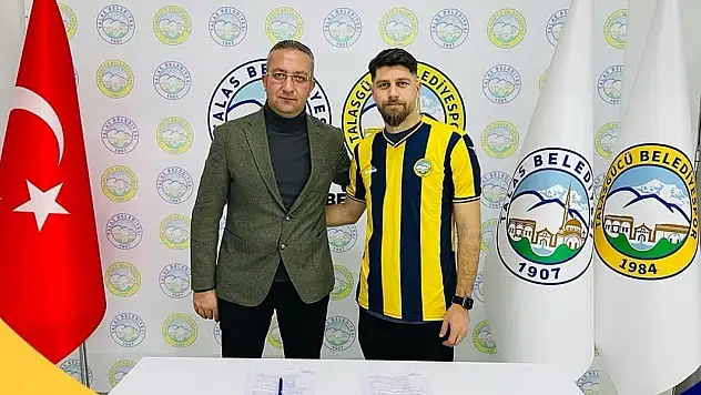 Tecrübeli oyuncu sarı lacivertli formayı giydi