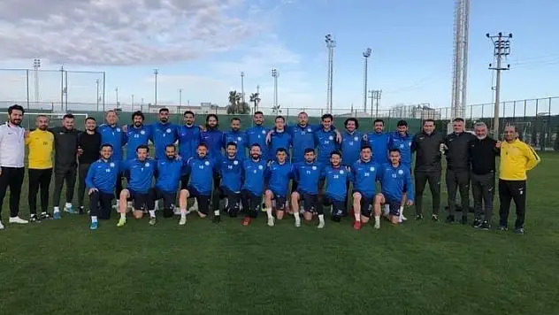 Talasgücü Belediyespor'un Antalya kampı başladı