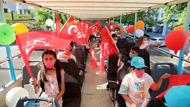Talaslı çocukların ilçe turu sürüyor