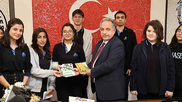 Öğrencilerden Başkan Yalçın'a ziyaret