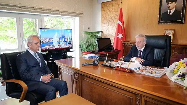 Tapu ve Kadastro Yöneticilerinden Vali Kamçı'ya Ziyaret