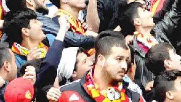TARAFTAR &quotTEPKİ YÜRÜYÜŞÜ&quot DÜZENLEYECEK