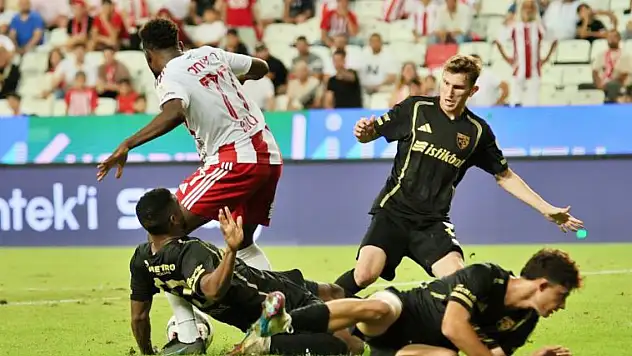 Tarih yine tekerrür etti! Kayserispor ve Antalyaspor benzerliği gündem oldu