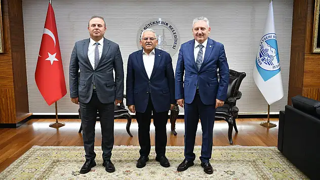 Tarım Reformu Genel Müdürü Belediye'yi ziyaret etti