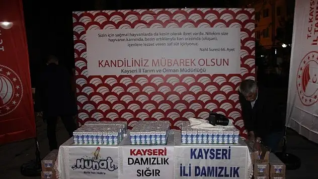 Tarım ve Orman Bakanlığı Kandil Gecesi Süt Dağıttı
