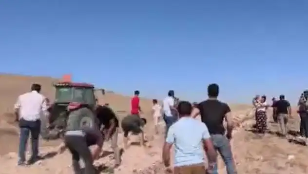 Tarlasındaki suyu belediyeye bağışladı, köy ayağa kalktı