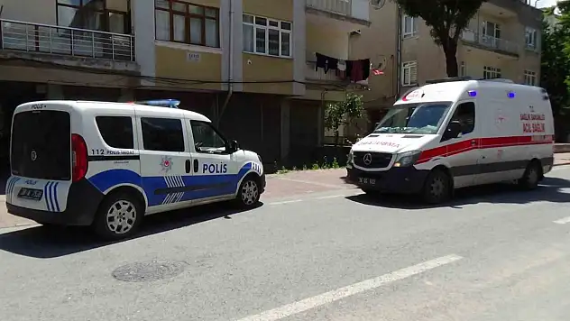 Yabancı uyruklu şahıs eşinin üzerine kaynar su döktü...