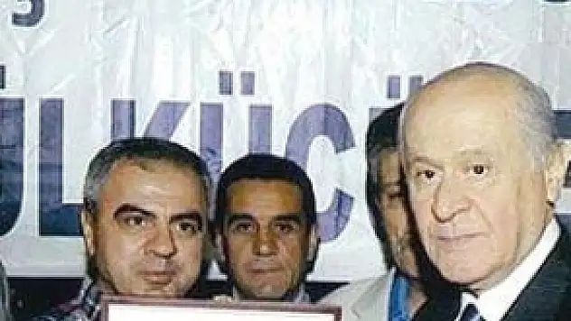 TAŞ MEDRESELİ ÜLKÜCÜLERDEN BAHÇELİ'YE GEÇMİŞ OLSUN ZİYARETİ