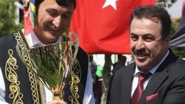 TAŞTAN'IN ÇİRKİN SEÇİM HESABI