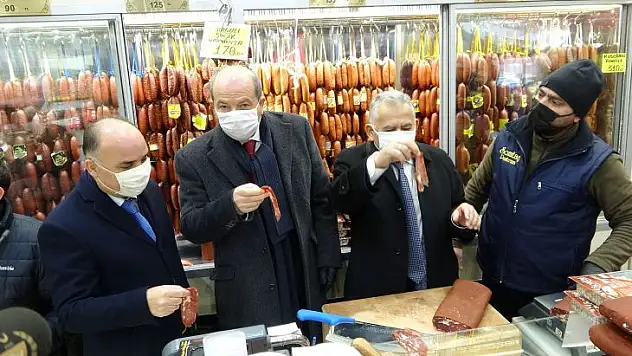Tatar pastırma doğradı