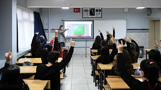 Tatil bitiyor, yarın ders başı!