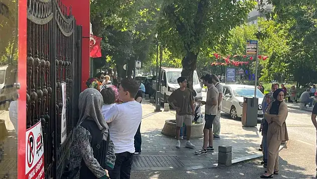 TDV'den YKS velilerine ücretsiz ikramlık!