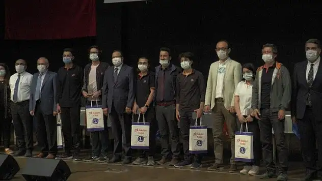 Tekden Eğitim Kurumları'nda 59 öğrenci MSÜ sınavında dereceye girdi