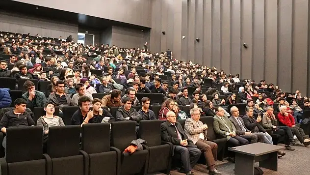 Tekden Koleji'nde 'Bir Usta Bin Çırak' söyleşileri devam ediyor
