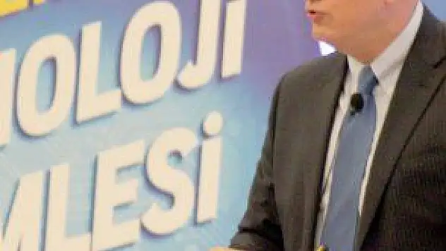  'TEKNOLOJİYİ TAKİP EDEMEYEN FİRMALAR İFLAS EDİYOR'