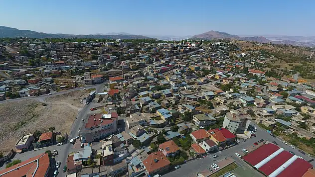 Telefonlarınızı şarj etmeyi unutmayın! Yarın 3 ilçede elektrikler kesilecek