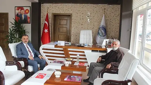 15 Temmuz şehidinin babasından Başkan Cabbar'a ziyaret
