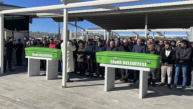 Kazada hayatını kaybeden gelin ve kaynana son yolculuğuna uğurlandı!