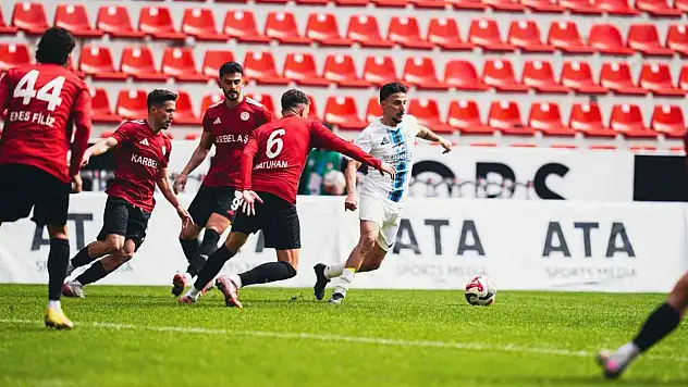 Mavi-Siyahlılarda üst üste ikinci darbe!