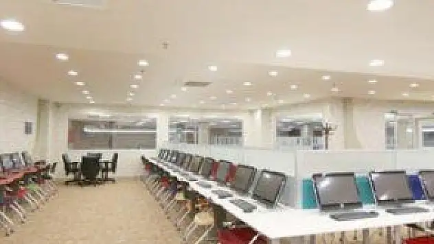 TOKİ, GENÇLİK MERKEZİ'NE KAVUŞUYOR