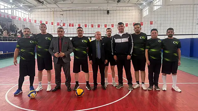 Tomarza'da bu kez öğretmenler yarıştı!