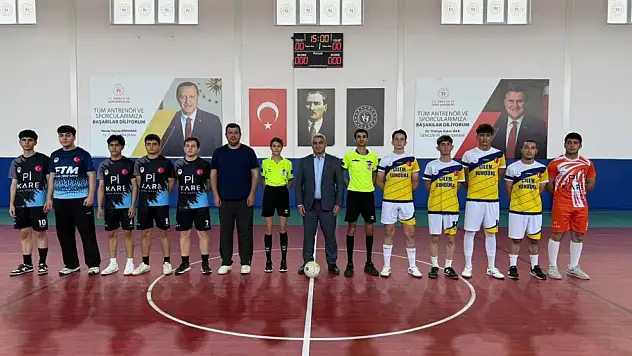 Tomarza'da gençler bayram coşkusunu sahaya taşıdı