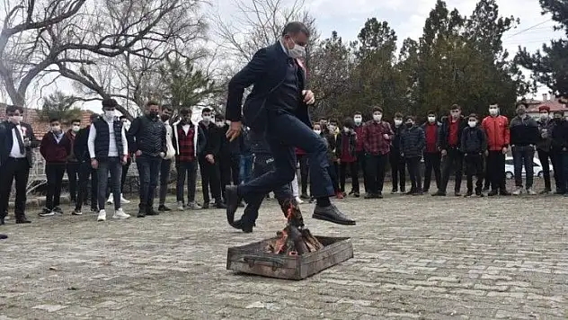 Tomarza'da Nevruz coşkuyla kutlandı