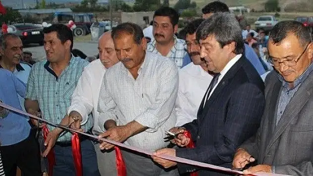 Toybuk Muhtarı'ndan Dursun Ataş'a övgü