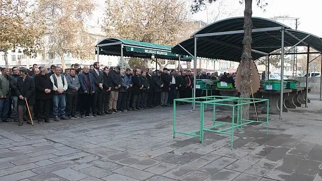 Trafik terörü mağduru vatandaş toprağa verildi