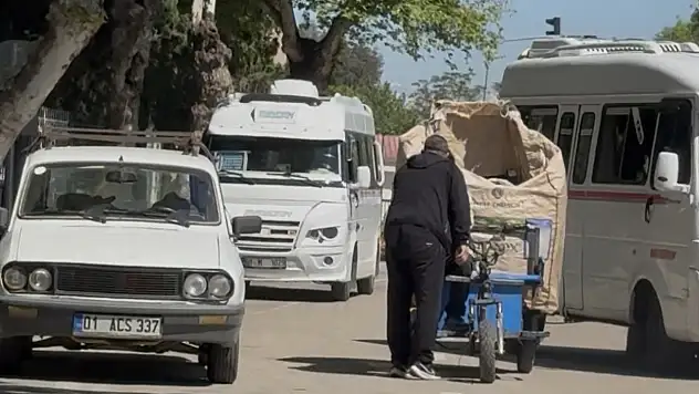 Trafikte tartışma: önünü kesip tehdit etti!