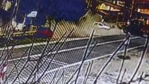 Araç hurdaya döndü! Kayseri'deki kaza kameralara yansıdı