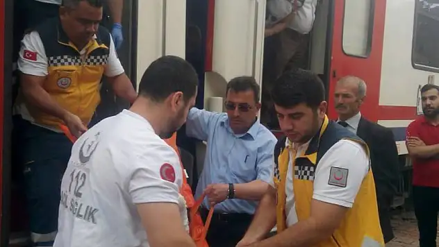 Tren'de doğum yaptı