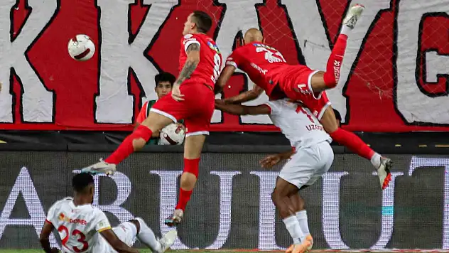 Antalyaspor: 1 - Kayserispor: 1 (İlk yarı)