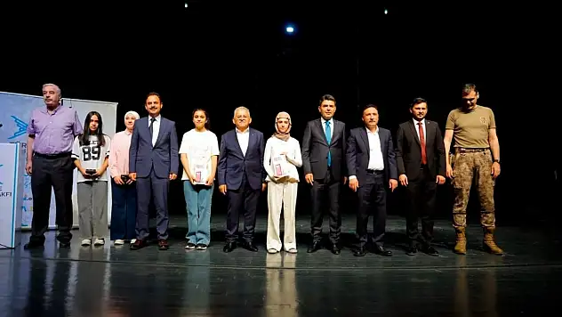 TÜGVA Kayseri Yaz Okulu kapanışında gençlere önemli mesajlar