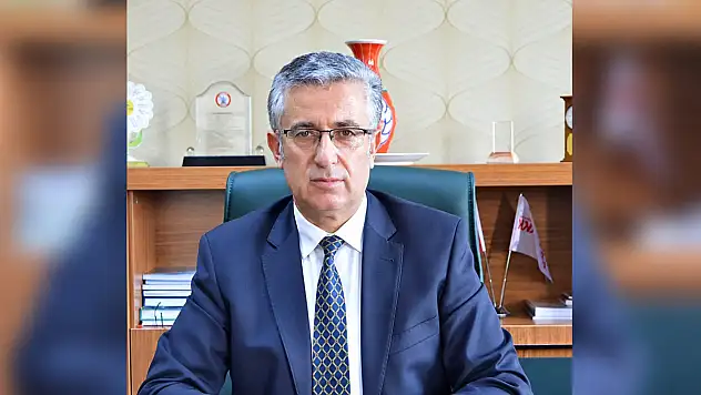 Turan Arık'tan parti değiştiren isimlere sert tepki: Tarihin doğru tarafında yer aldık