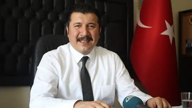 &quotHepimiz elimizi taşın altına koymalıyız&quot
