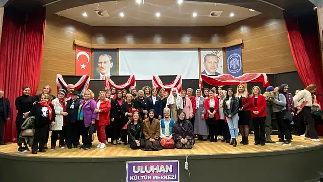 Türk kadınının fedakârlıkları sahnede canlandı