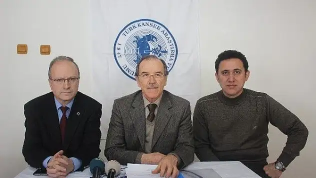 Türk Kanser Araştırma ve Savaş Derneği Kayseri Şube Başkanı Prof. Dr. Akif Özdemir: