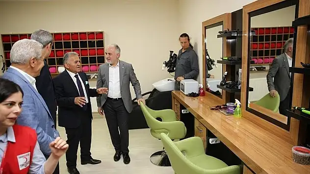 Türk Kızılayı Kayseri Toplum Merkezi açıldı
