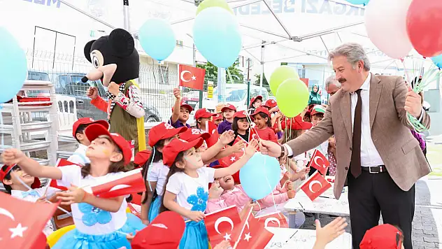 'Türkiye Cumhuriyeti'nin ilk milli bayramı'