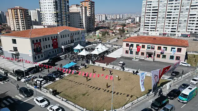 'Türkiye'de en çok okul yapan belediye'