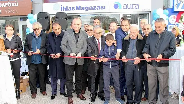 Türkiye Gazetesi ile İhlas Mağazası Kayseri Temsilciliği dualarla açıldı
