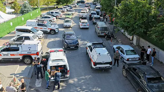 Türkiye'nin farklı illerinden 80 arama-kurtarma personeli Kayseri'ye geldi