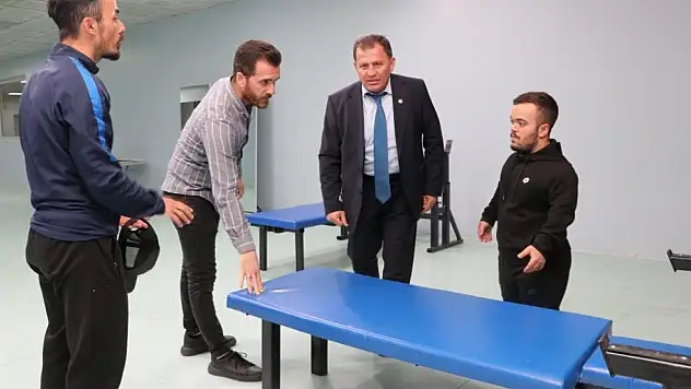 Türkiye'nin ilk paralimpik antreman salonuna ziyaret