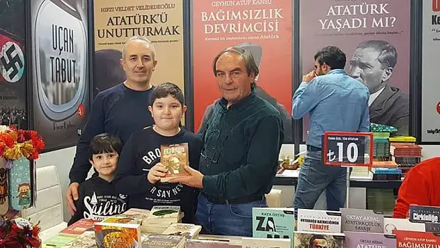 TÜYAP, kapılarını kitaba açtı