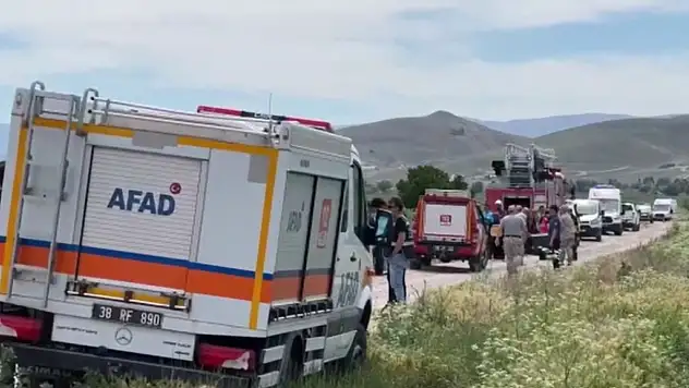 Uçak kazasının görgü tanıkları konuştu: Müdahale etmeye çalıştık