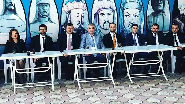 Ülkü Ocakları'nda bayramlaşma