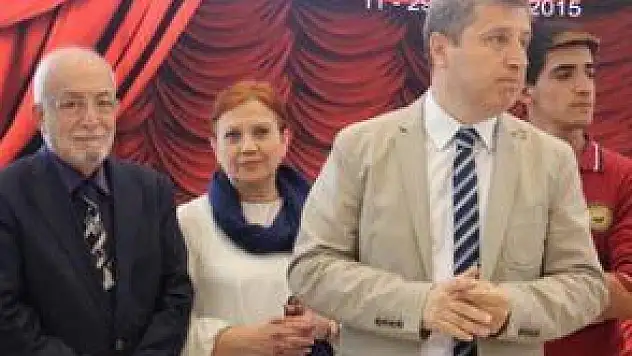 ULUSLAR ARASI 11. LİSELERARASI TİYATRO FESTİVALİ BAŞLADI
